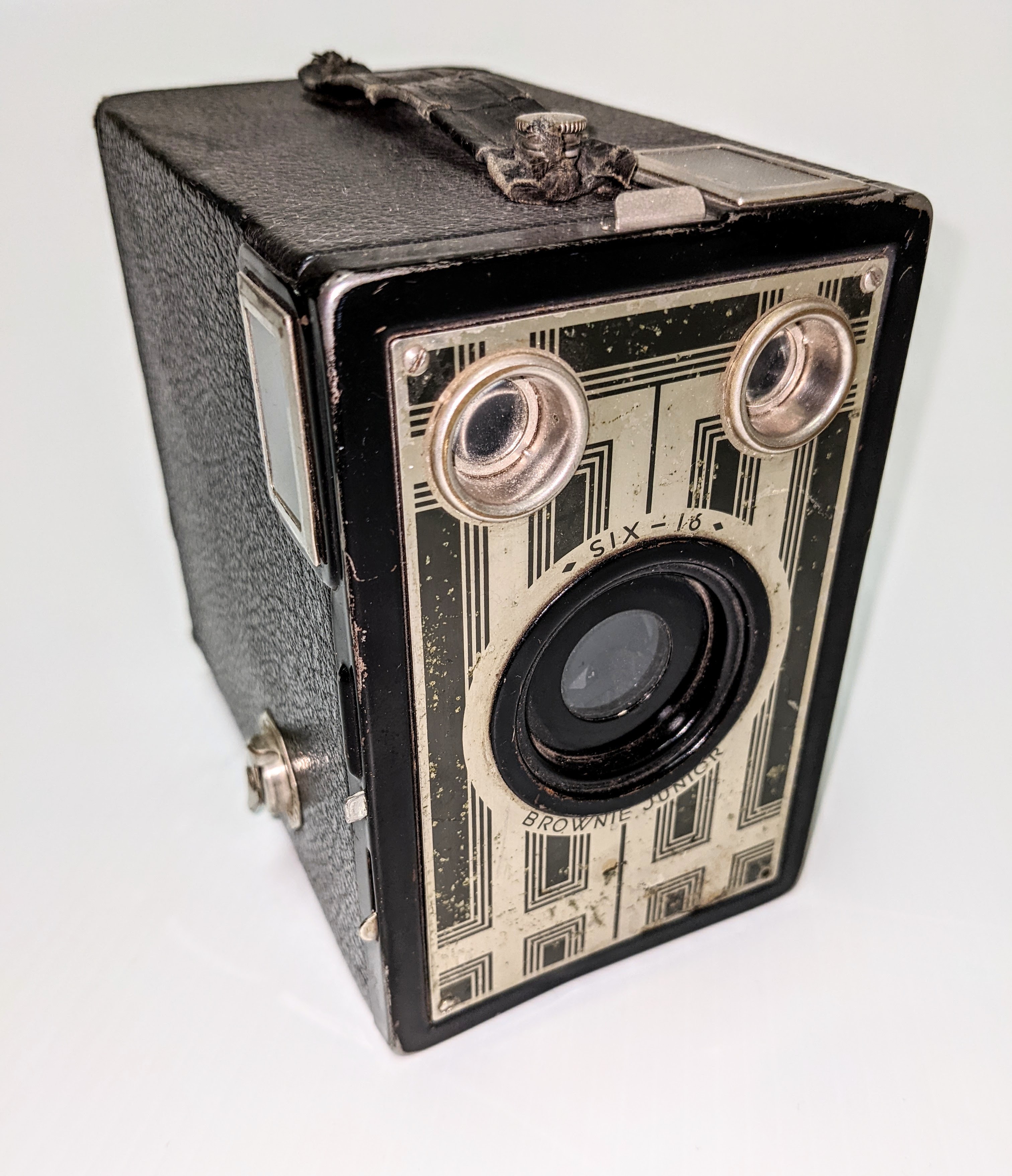 In 1936, when Rachel Ehrman (then Boire) was 9 years old, her brother Charles gave her this Six-16 Brownie Junior Camera. This type of camera was very popular and produced by the Kodak company from 1934 - 1942, and retailed for $2.75 - which is equivalent to about $55 today. This may not seem like much, but, considering this was in the midst of the great Depression - when the average annual wage earned in Canada was $896 - this was a prized possession; one that She treasured for the rest of her life.
10/01/2022
2010.95.05 / Erhman, Rachel Boire