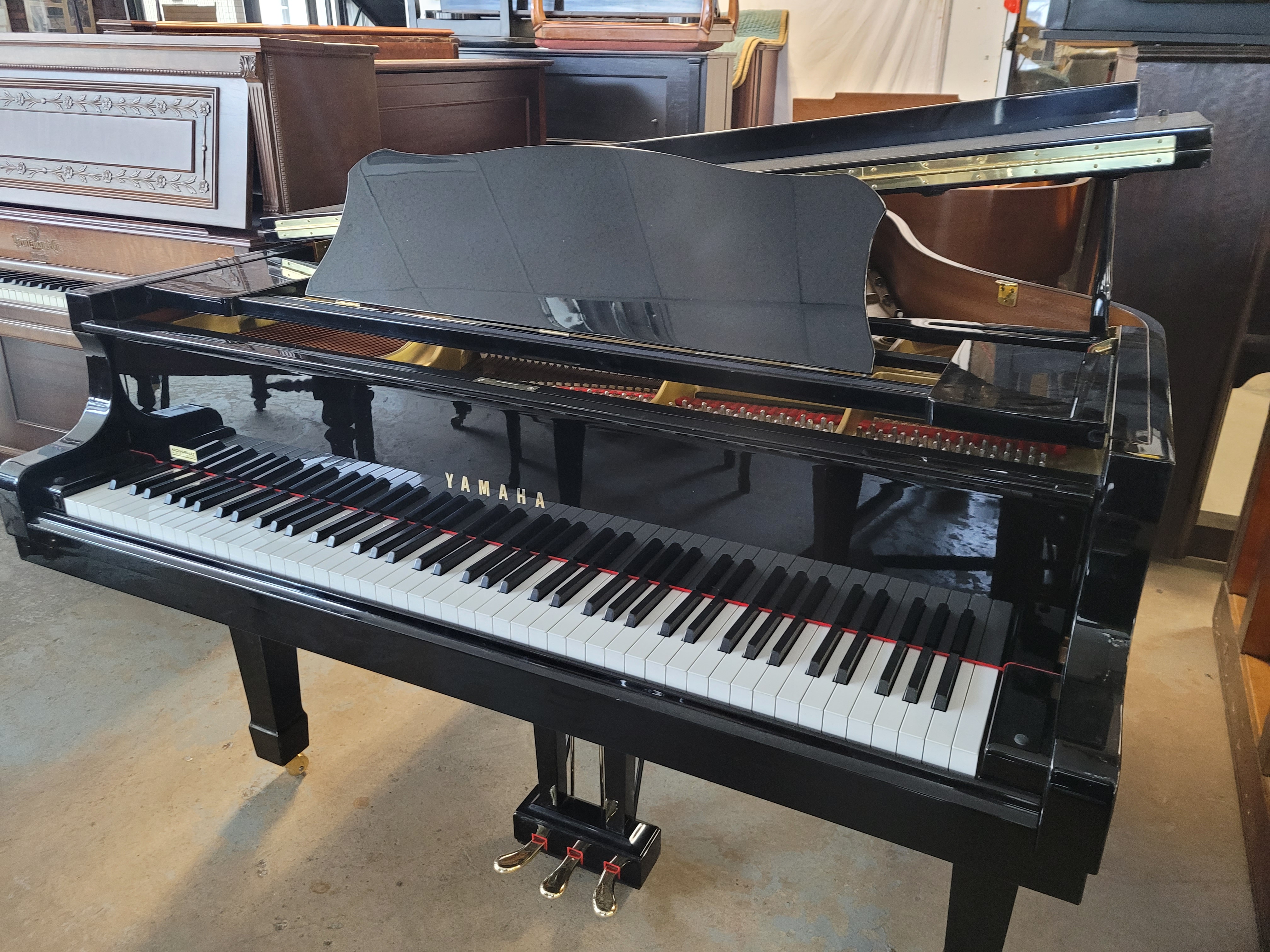 Yamaha G3, 6'-1", 1994, 12 900$
