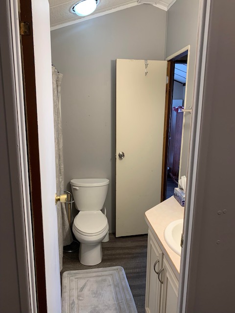 https://0901.nccdn.net/4_2/000/000/03f/ac7/5-bathroom-best.jpg