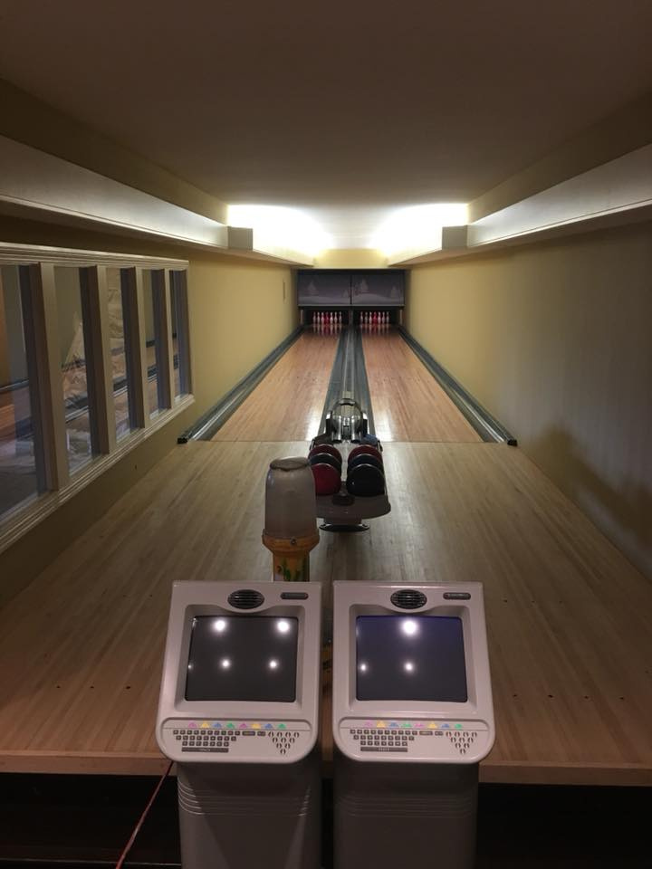 https://0901.nccdn.net/4_2/000/000/03f/ac7/Calgary-Painter-Bowling-Before-720x960.jpg