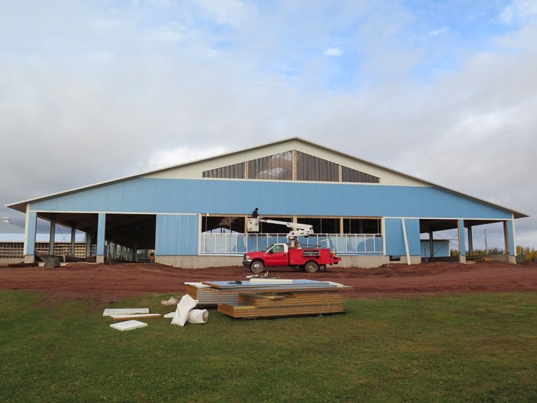 2015 PEI - Robot Dairy barn