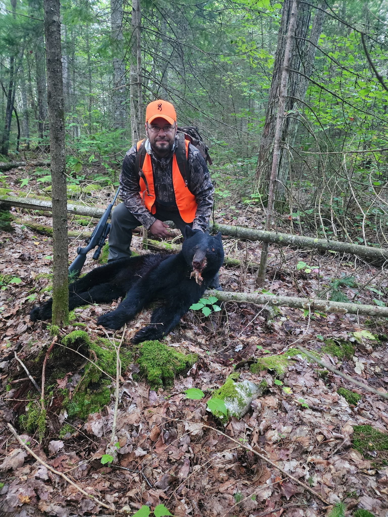 https://0901.nccdn.net/4_2/000/000/03f/ac7/wild-north-outfitters-2026-fall-bear-hunt-travis-week-1.jpg