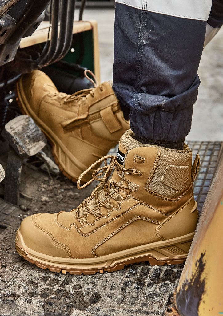UltraFort 6Z Side Zip Boot ZFL601