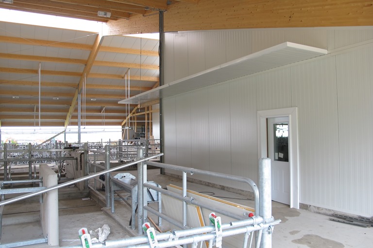 2014 Casselman - Robot dairy barn