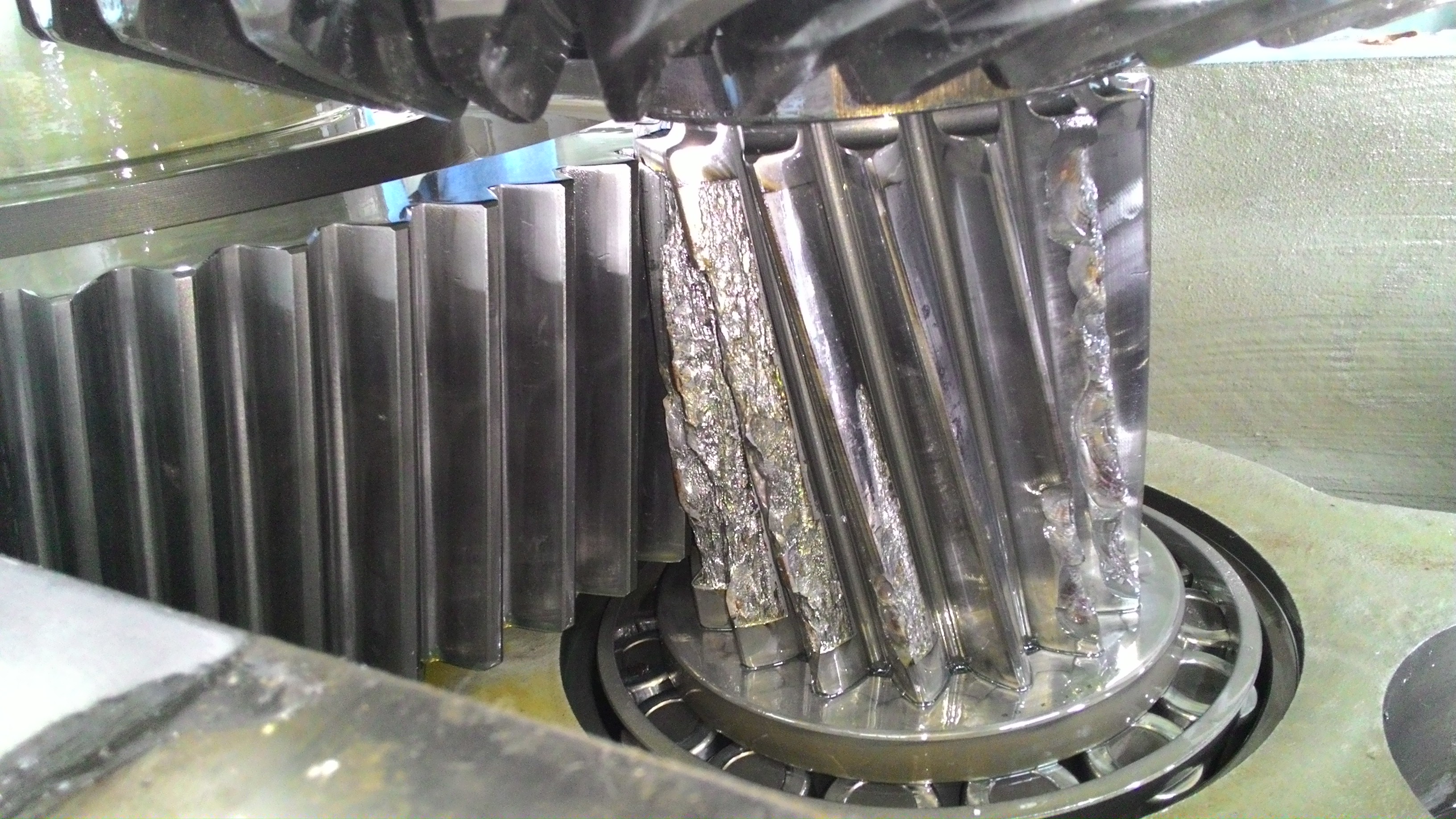 Damaged Gear Teeth