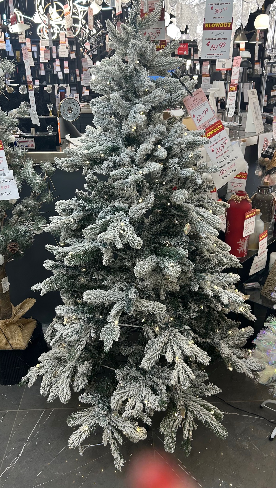 187 XLX98303
6 Foot Christmas Tree
Regular $521.99
Blowout $269.99 no tax