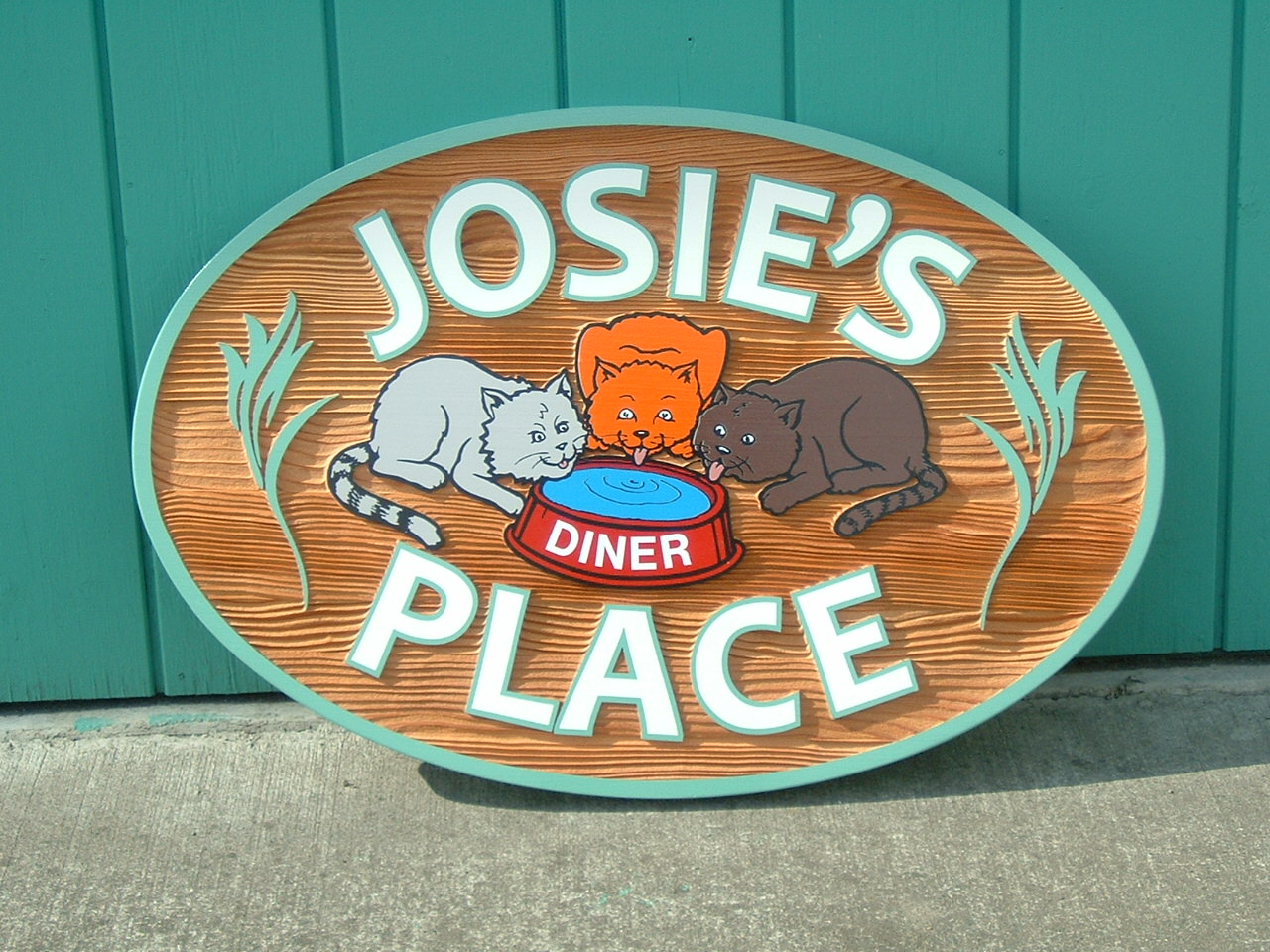 https://0901.nccdn.net/4_2/000/000/046/6ea/josieplce1.jpg