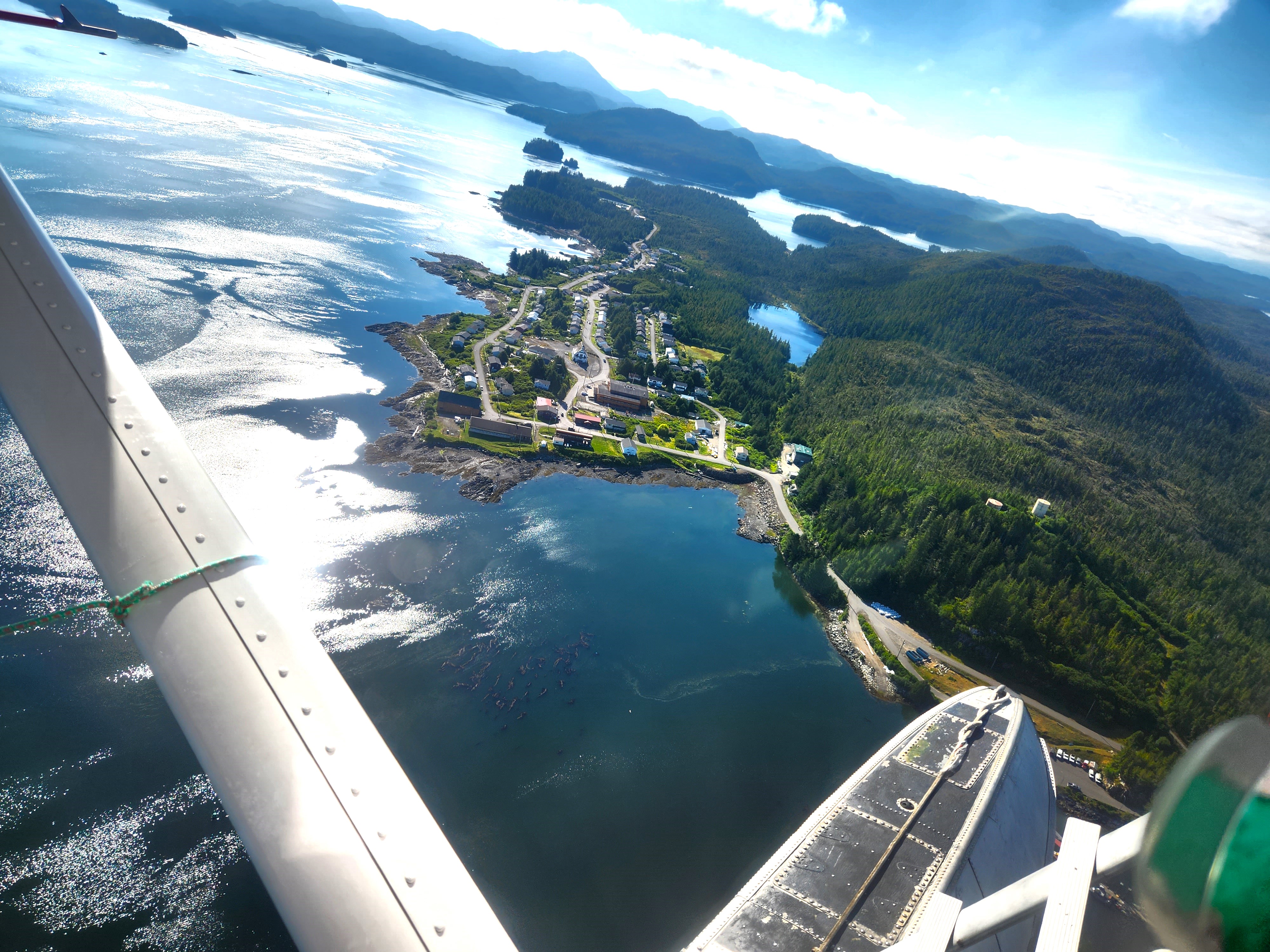 https://0901.nccdn.net/4_2/000/000/046/6ea/kitkatla-2.jpg