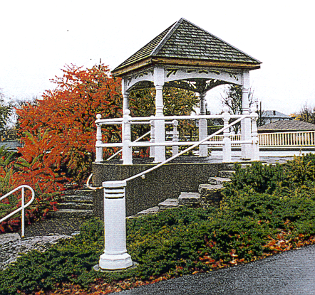 https://0901.nccdn.net/4_2/000/000/046/6ea/lindsay--entrance-gazebo-.bmp
