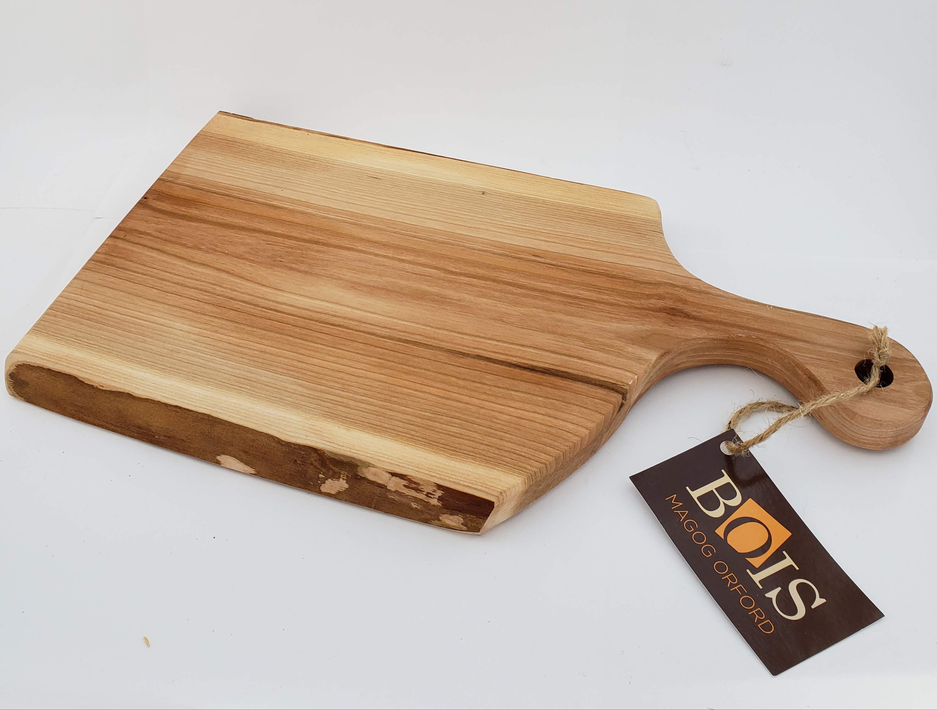 Planche cerisier live edge 16 pouces