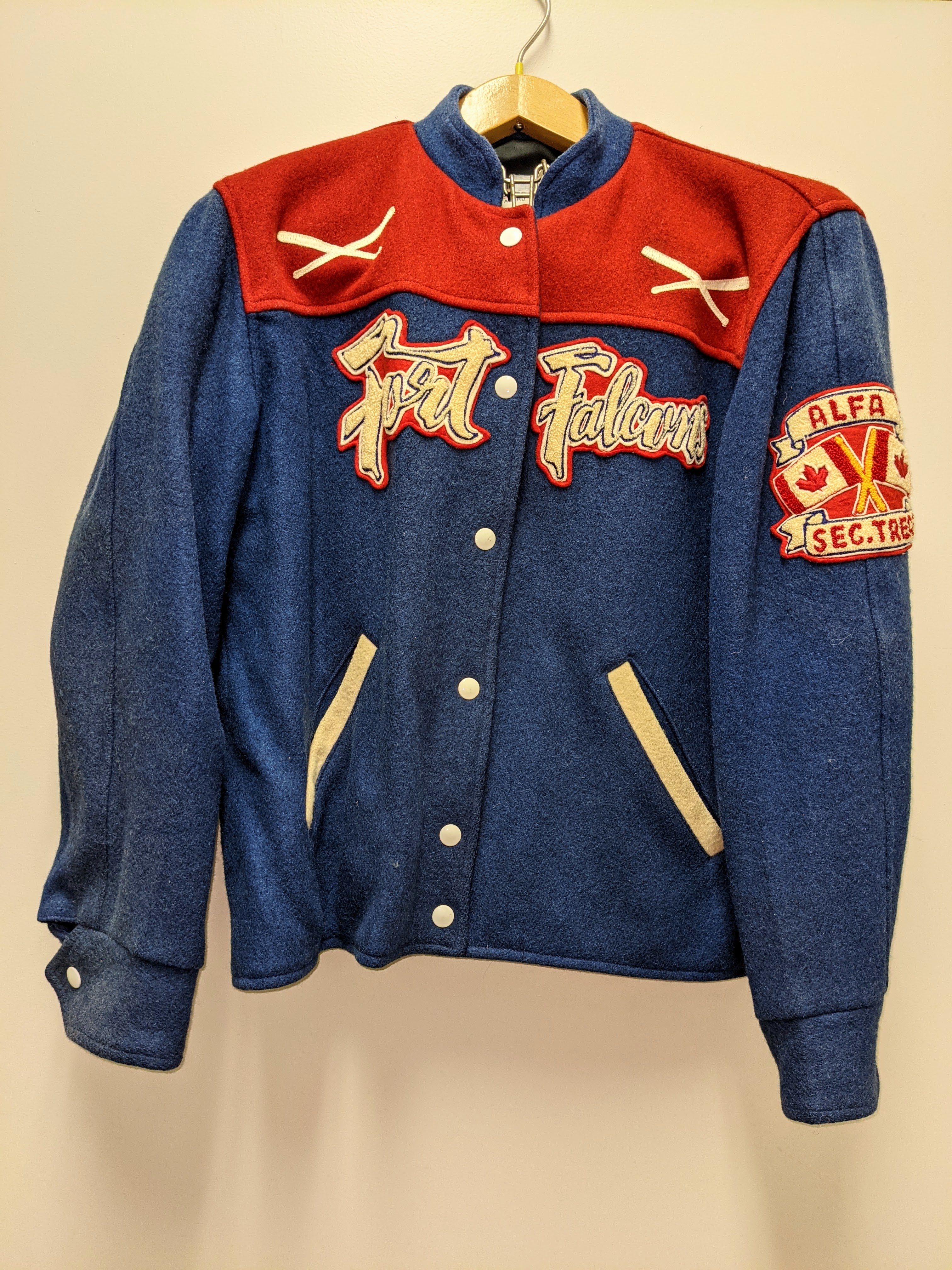 A 1968 bomber jacket of the "Fort Falcons" Baseball team is our artifact of the week! This jacket was owned by Alfa Twidale -as notated in the crest on the left sleeve. Alfa was the Secretary / Treasurer of the team in 1968. Competitive baseball has been enjoyed by Fort Vermilionaires for over a century. The earliest teams made up of neighbours from each locale  (Stony Point, Buttertown, Fort Vermilion) and played on grassy meadows!

30/08/2021
2004.03.138 / Twidale, John + Alfa