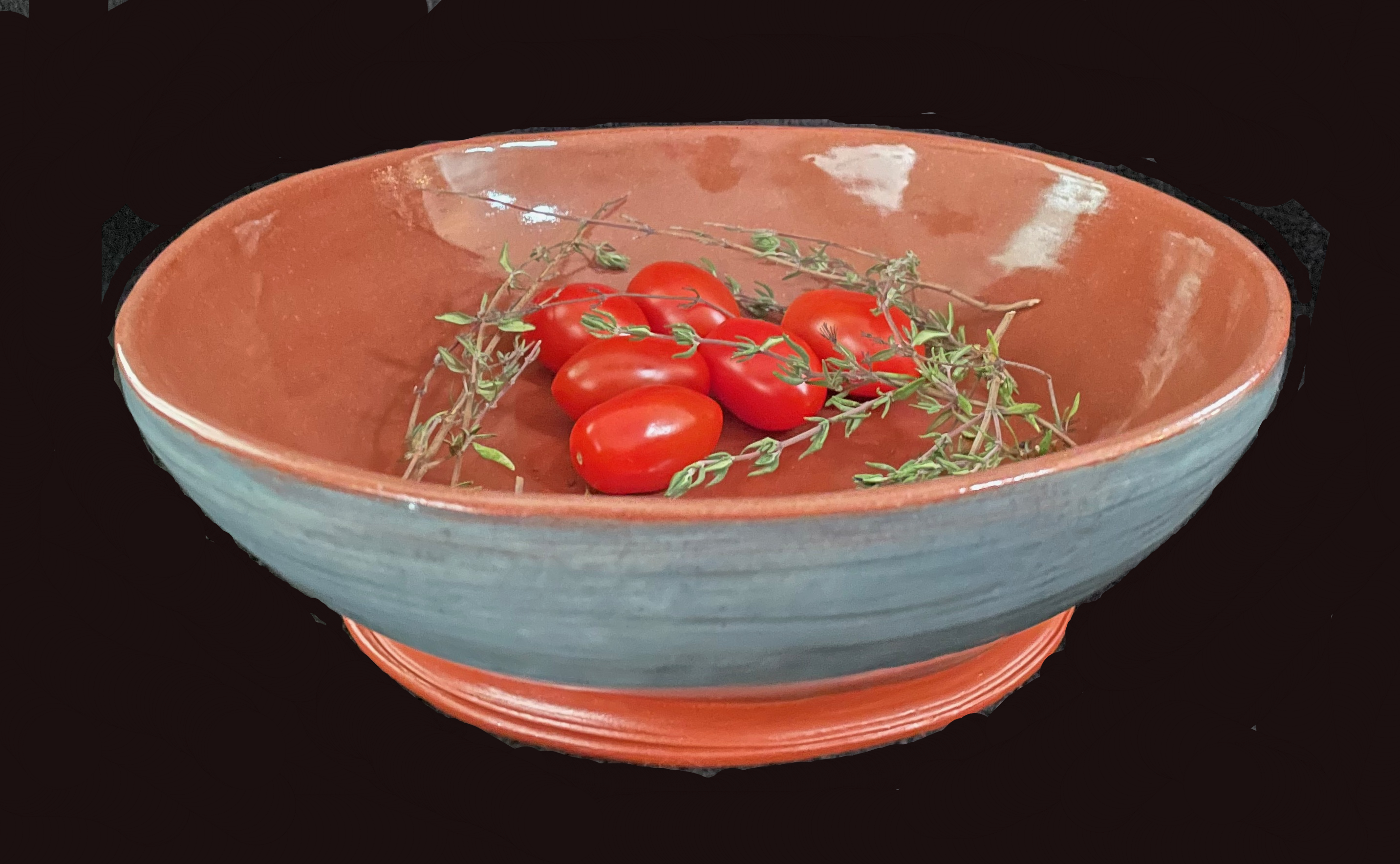 Salad Bowl, blue terra sigillata border, clear glaze, dishwasher safe
8.75" Diam X 2.75"H - sold