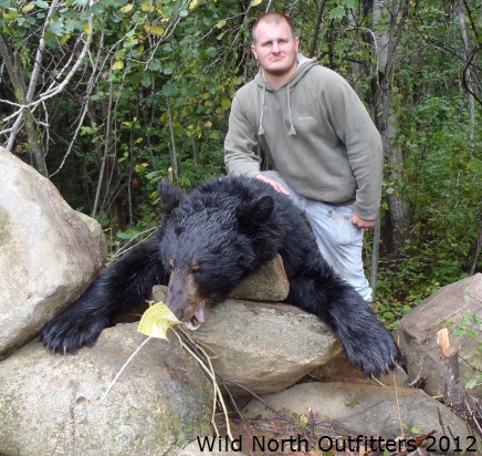 https://0901.nccdn.net/4_2/000/000/046/6ea/tom_bear_hunt_2012.jpg