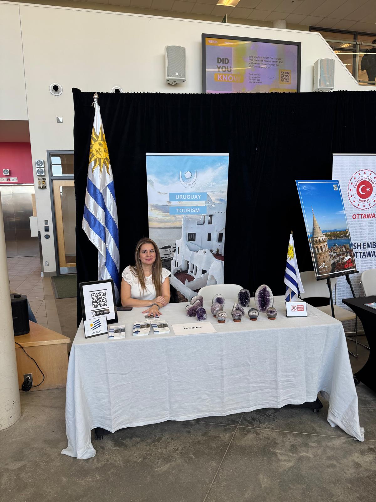 07/04/2025 - Embajada del Uruguay en 27ª Celebración Anual de las Culturas del Algonquin College