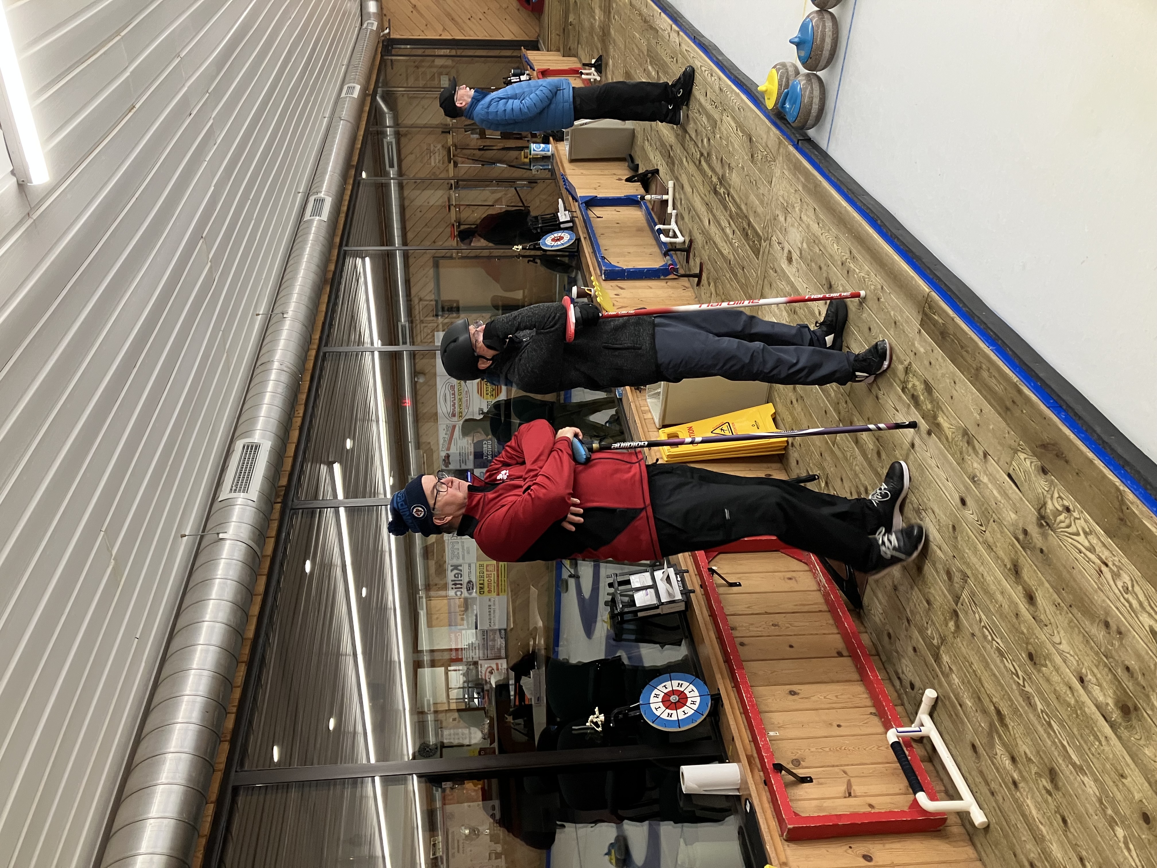 Norm Voth and Roger Tousnard contemplating their next shot


]