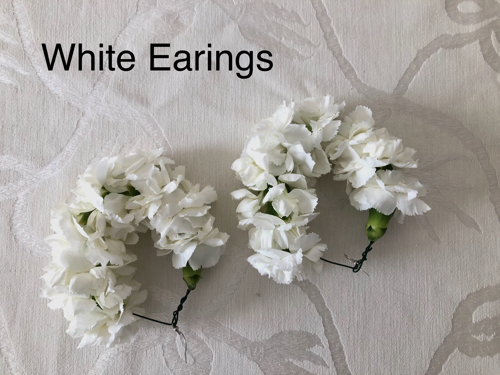 White Earings $20 ( pair  ) 