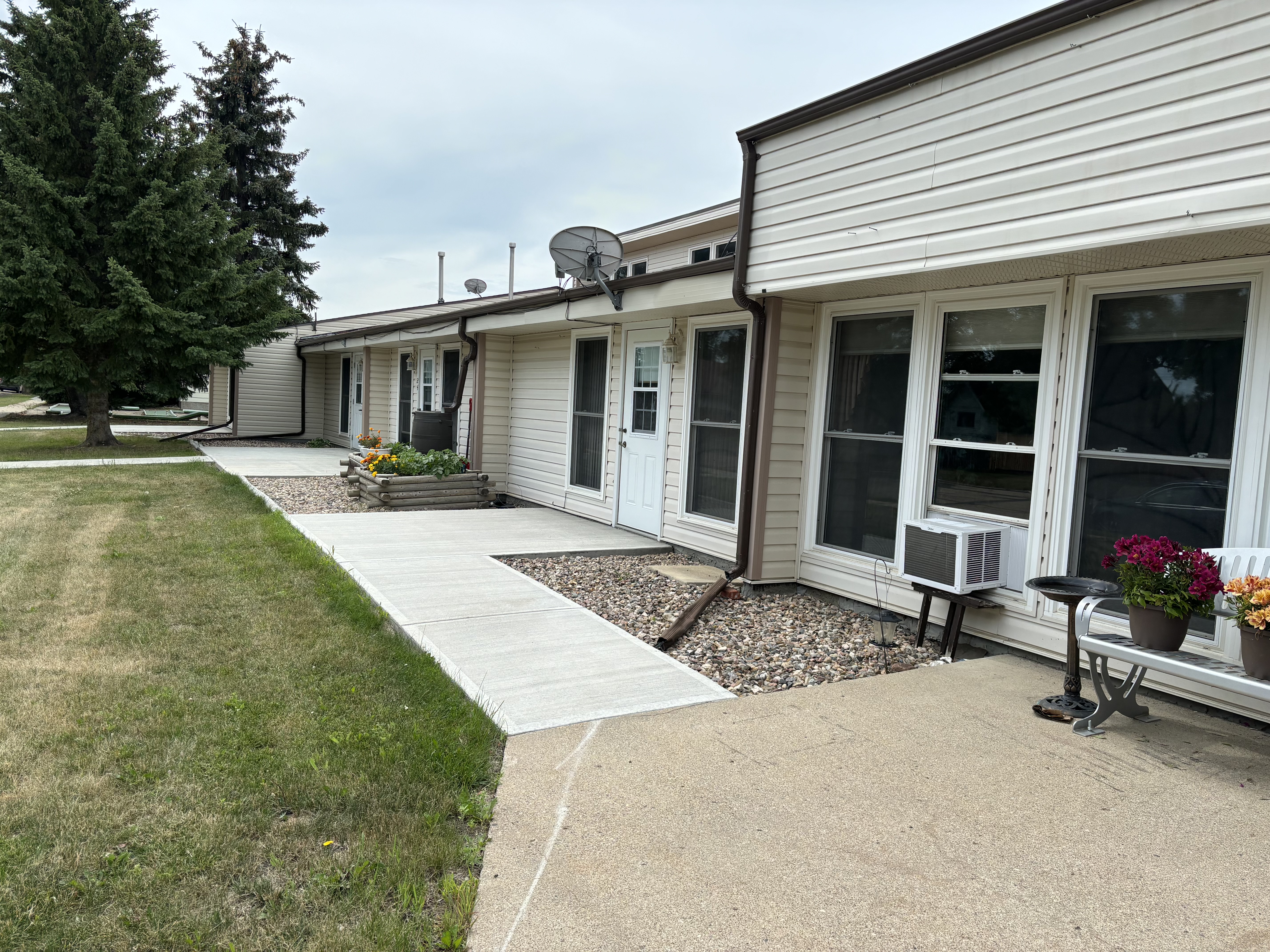 Mannville Villa Outdoor