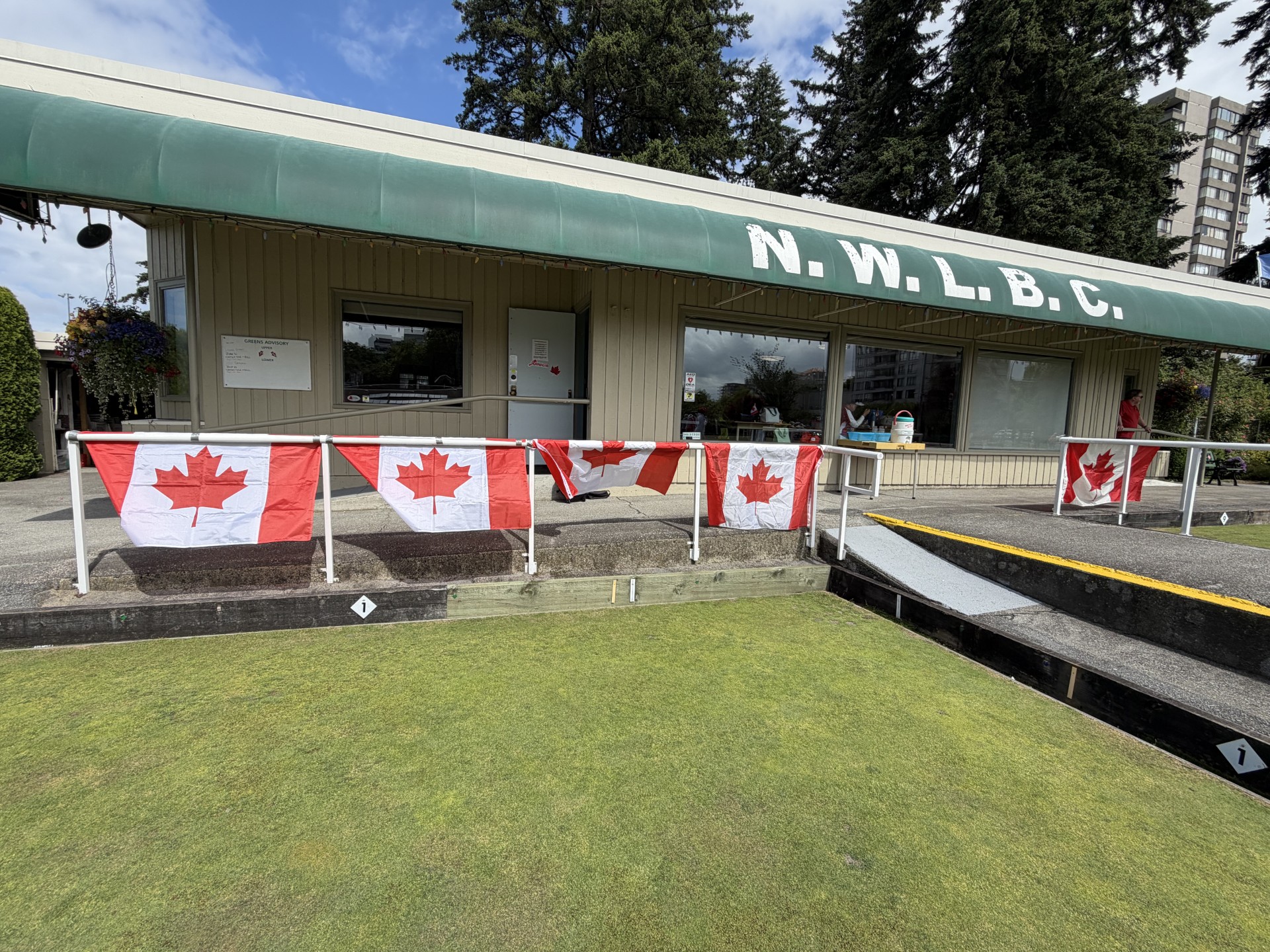 https://0901.nccdn.net/4_2/000/000/050/773/canday268.jpeg