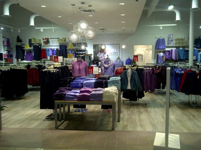 Northern Reflections
Centre Mall Saskatoon