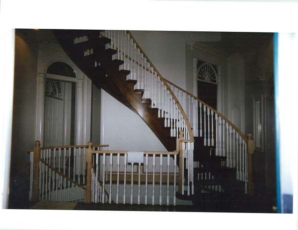Circular oak stairs