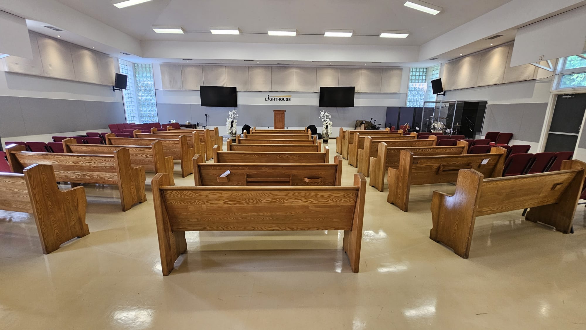 $2,800,000
First Mortgage LTV 48%
Church & Land
Oakville, ON