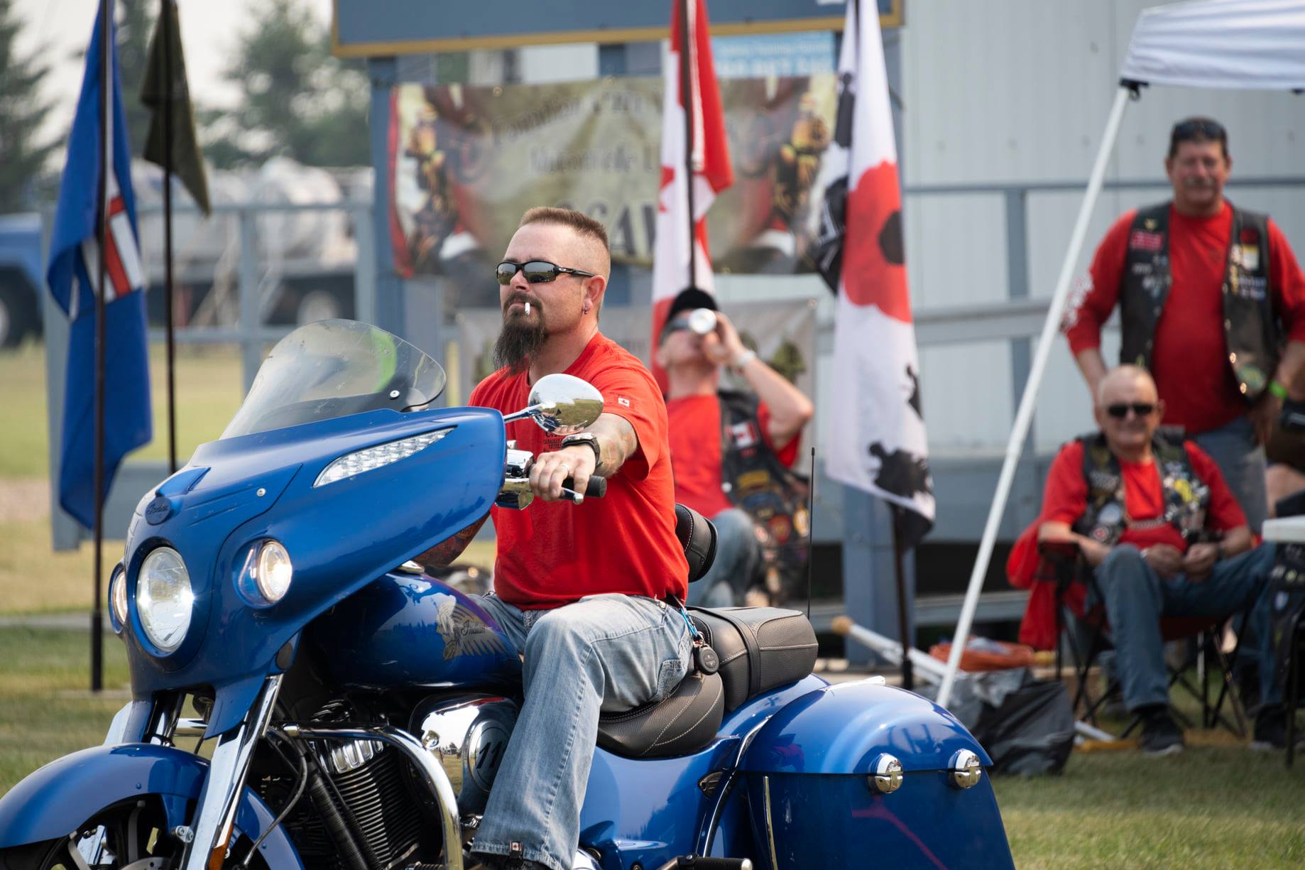 https://0901.nccdn.net/4_2/000/000/053/0e8/drew-proudler-on-blue-bike--2-.jpg