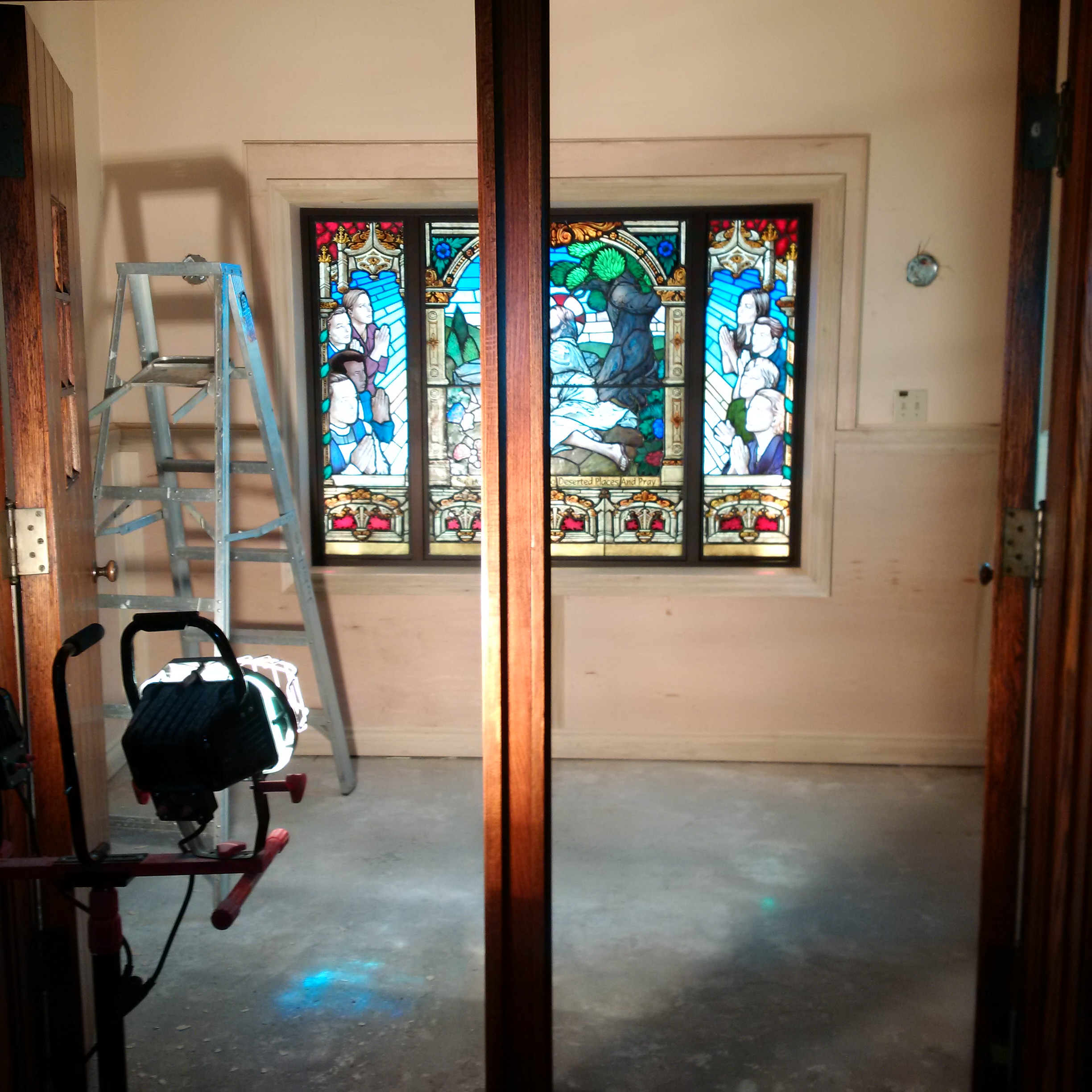 https://0901.nccdn.net/4_2/000/000/056/7dc/Prayer-Room-renovation.jpg