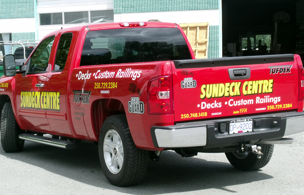https://0901.nccdn.net/4_2/000/000/056/7dc/sundeck-2011a.jpg