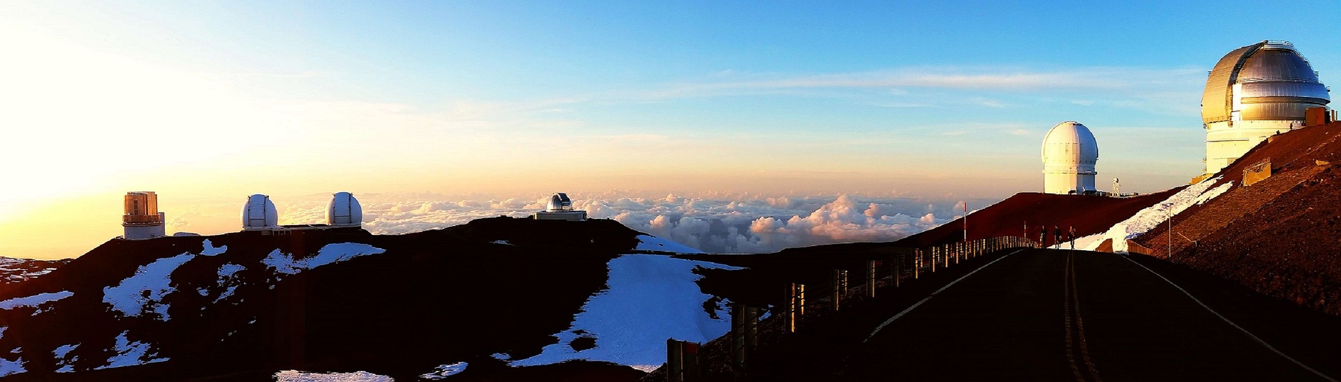 https://0901.nccdn.net/4_2/000/000/056/7dc/telescopes-1627517_1920.jpg