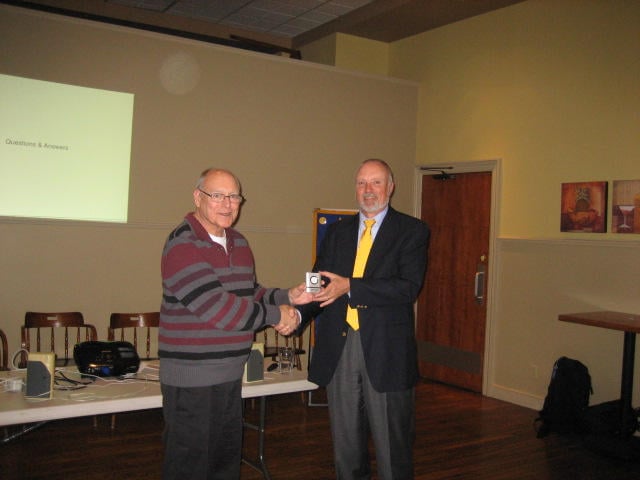 Dwight Scott 2012/2013 President presenting memento to Distiguished Lecturer Hoy Bohanon at the April 2013 meeting