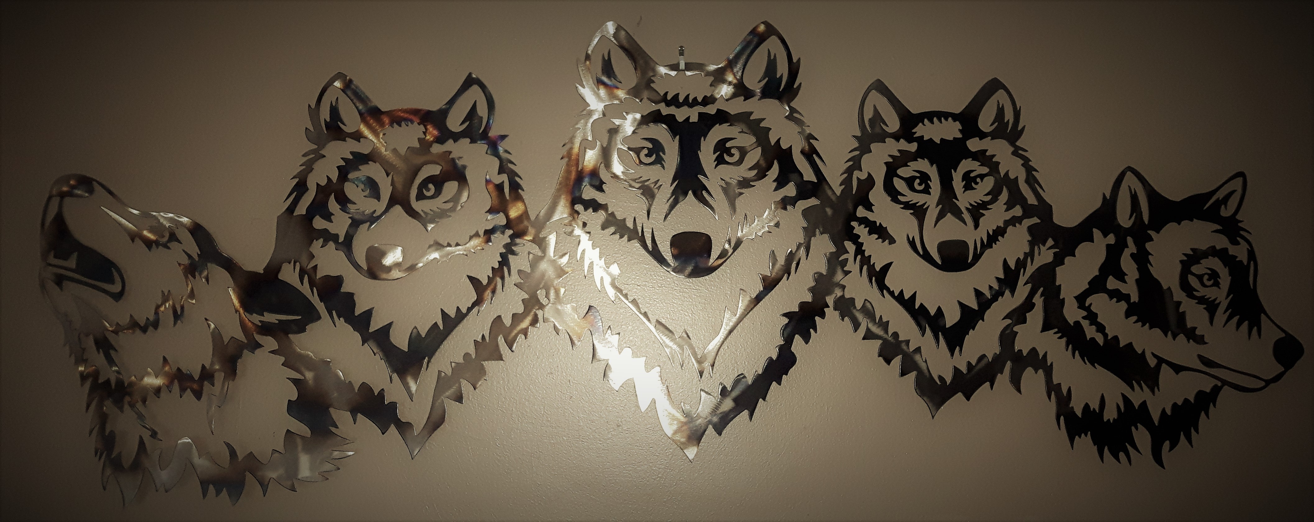 Metal Art, Wolves, Campbell river BC, Vancouver island BC, Vancouver BC, Victoria BC, British Columbia,Alberta