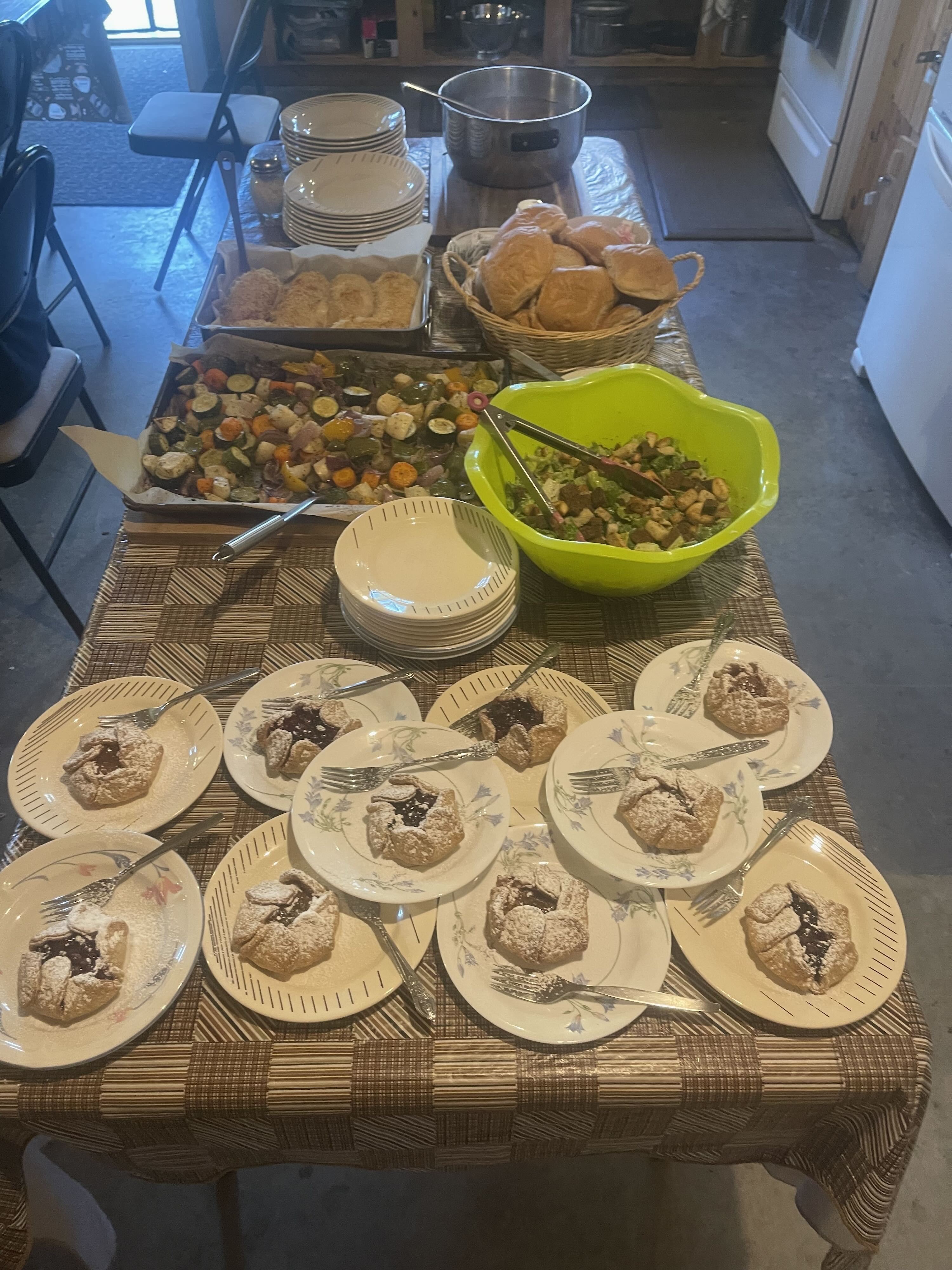 https://0901.nccdn.net/4_2/000/000/05c/c64/madawaska-hunting-camp-meals-dessert-copy.jpg