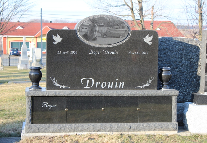 https://0901.nccdn.net/4_2/000/000/05e/0e7/Scott-Drouin.JPG