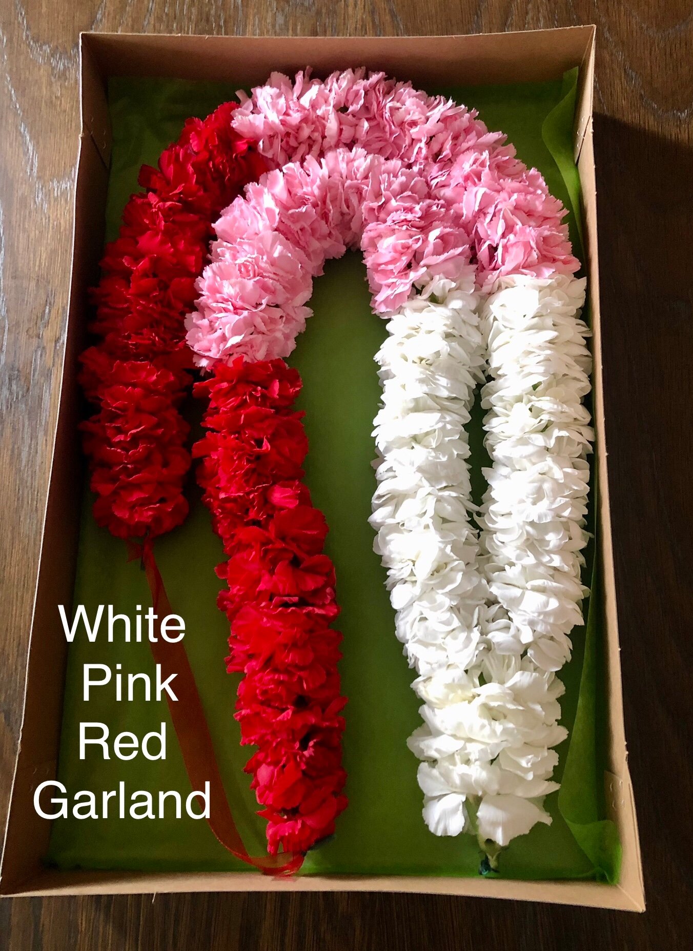 WHITE PINK RED GARLAND $87.50 