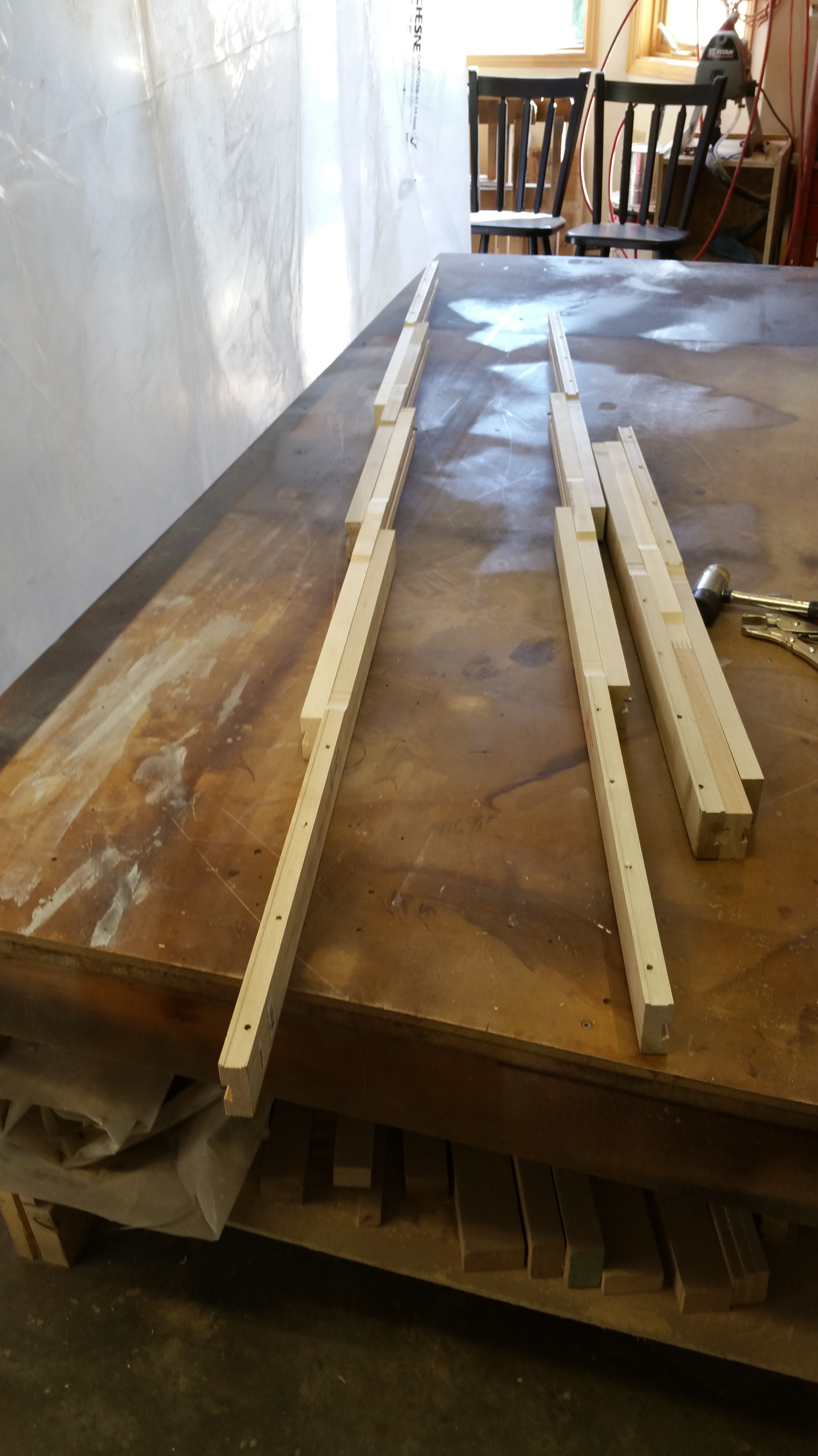 Custom slides to add 2 new leaves 