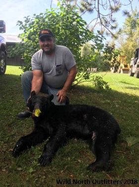 https://0901.nccdn.net/4_2/000/000/060/85f/2018-fall-ontario-black-bear-hunt-wild-north-outfitters-craig.jpg