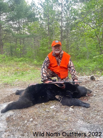 https://0901.nccdn.net/4_2/000/000/060/85f/2022-spring-ontario-black-bear-hunt-wild-north-outfitters-dennis.jpg