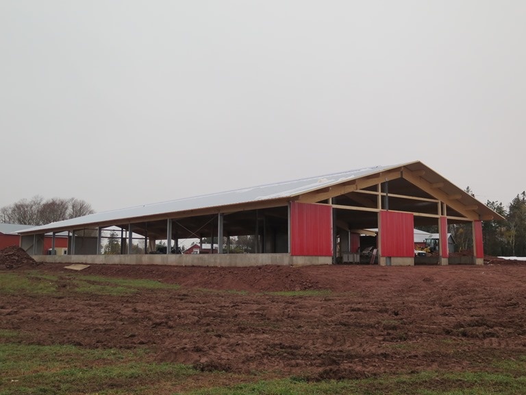 2016 PEI - Dairy barn