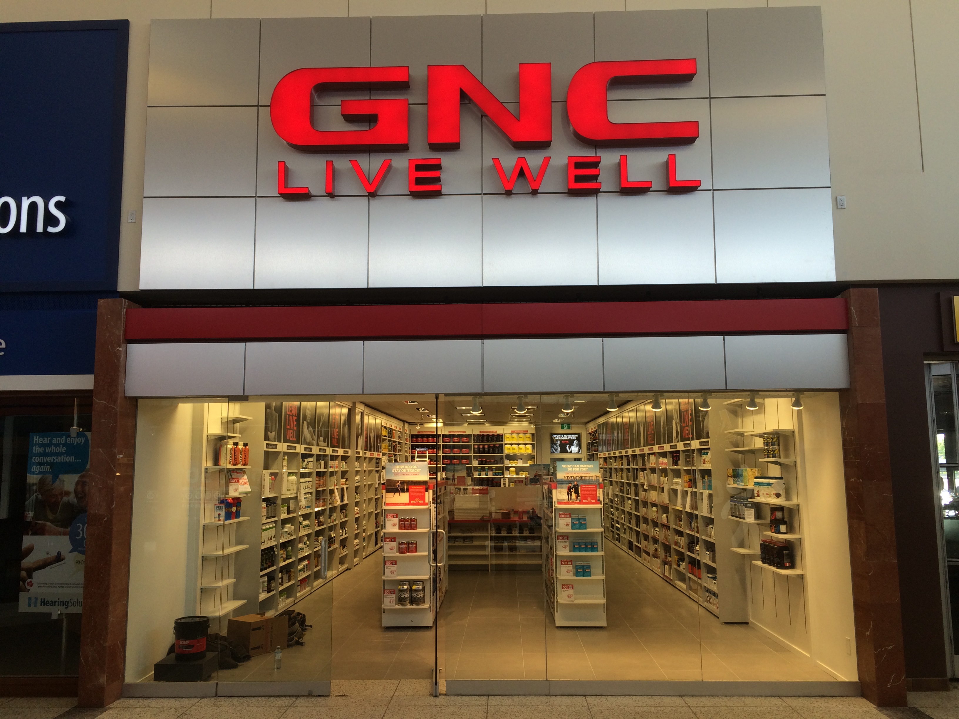 GNC 
Centre Point Mall