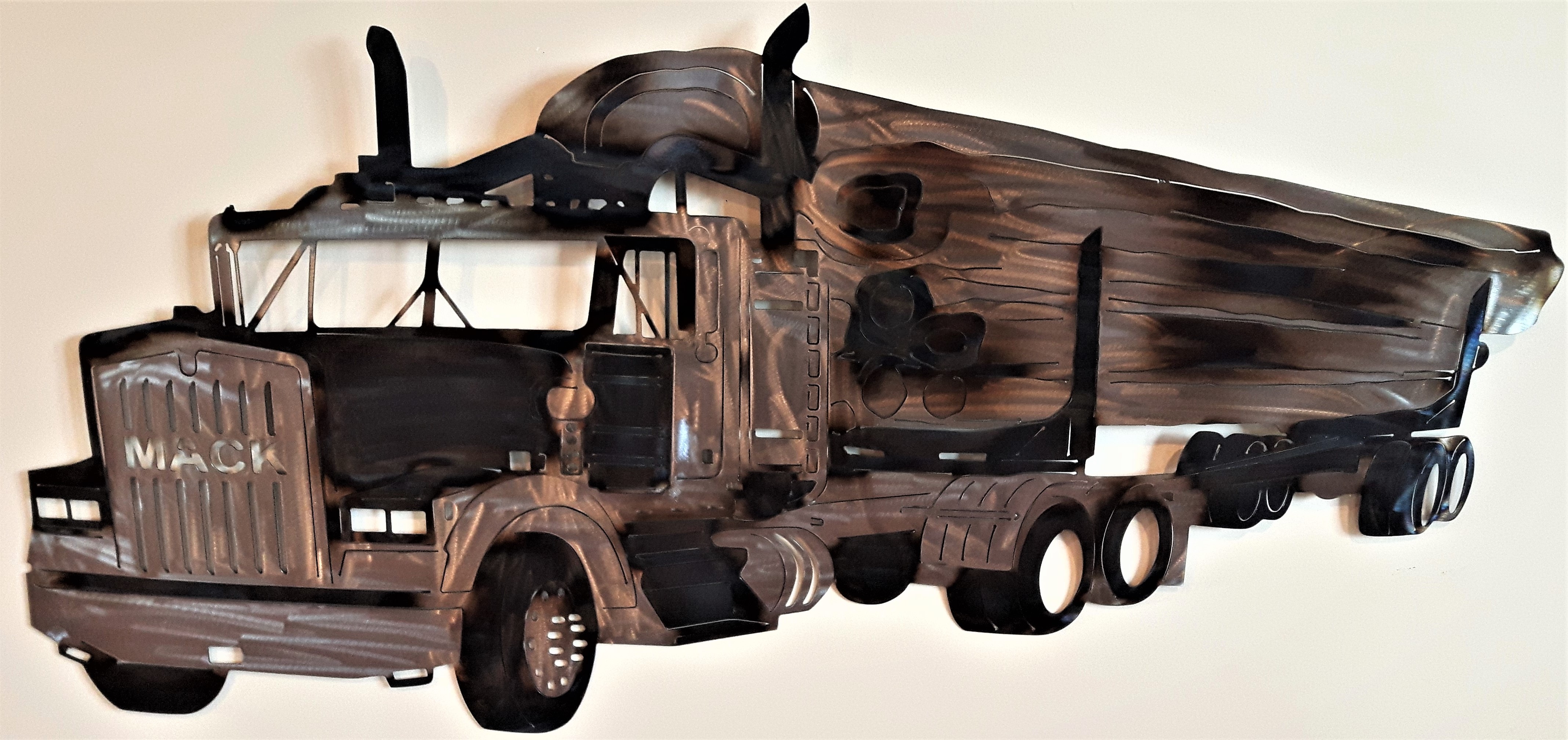 Metal art, Logging Truck, Campbell river BC, Vancouver island BC, Vancouver BC, Victoria BC, British Columbia,Alberta