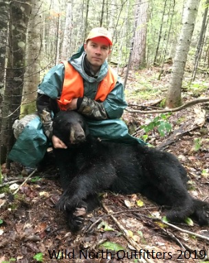 https://0901.nccdn.net/4_2/000/000/064/d40/2019-fall-ontario-black-bear-hunt-wild-north-outfitters-zach.jpg
