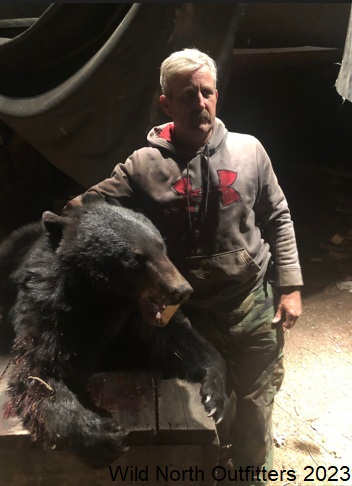 https://0901.nccdn.net/4_2/000/000/064/d40/2023-spring-ontario-black-bear-hunt-wild-north-outfitters-steven.jpg