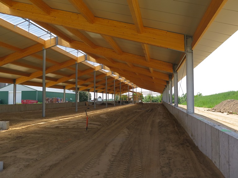 2016 Avonmore - Robot dairy barn