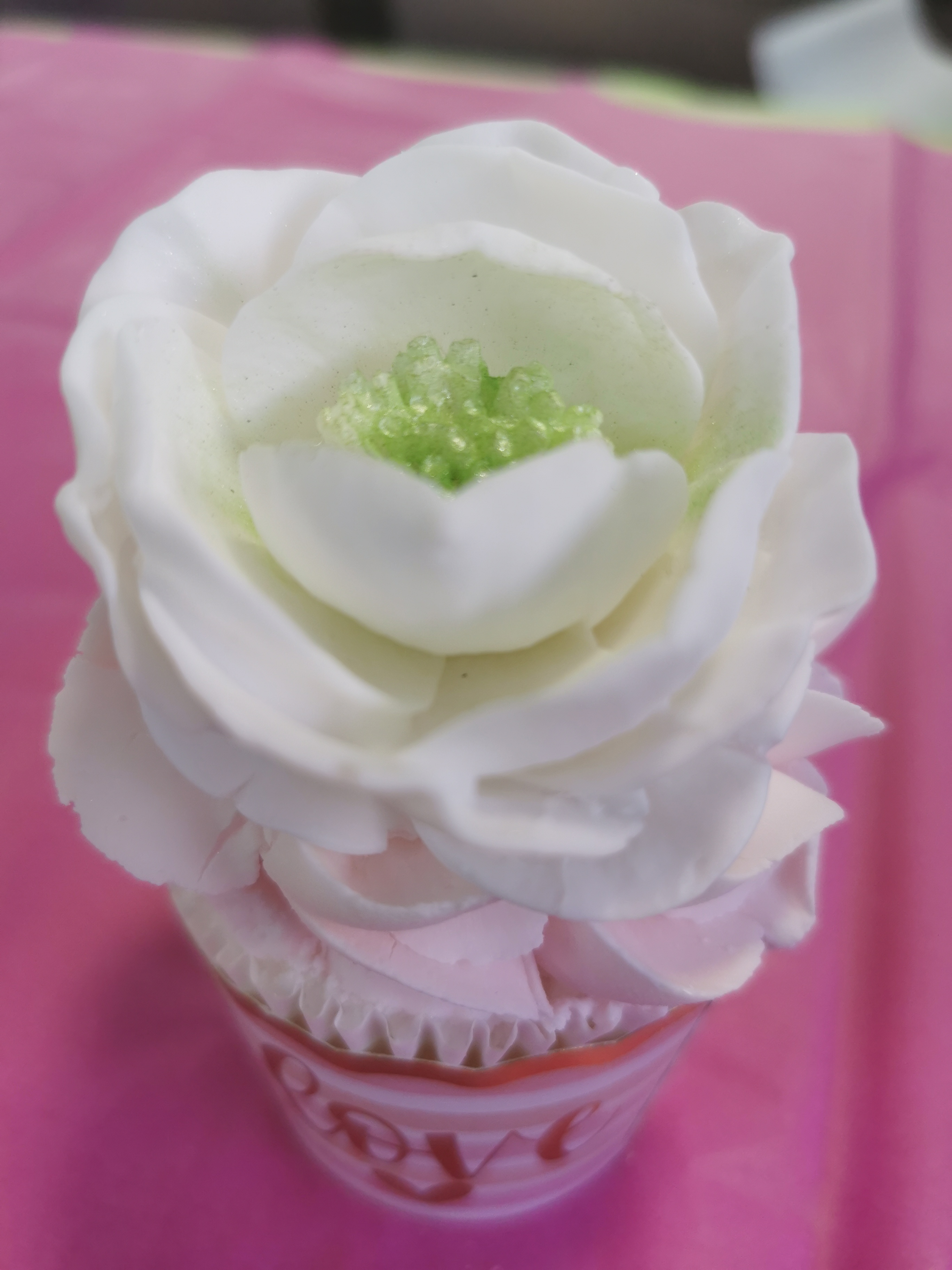 Bath Bomb on the bottom. Magnolia Blossom Soap up top!
$37.00 Bath Bomb on the bottom. Magnolia Blossom Soap up top!
$37.00