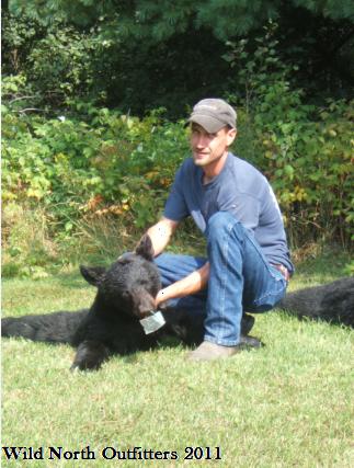 https://0901.nccdn.net/4_2/000/000/064/d40/ontario-black-bear-hunt-josh-wild-north-outfitters.jpg