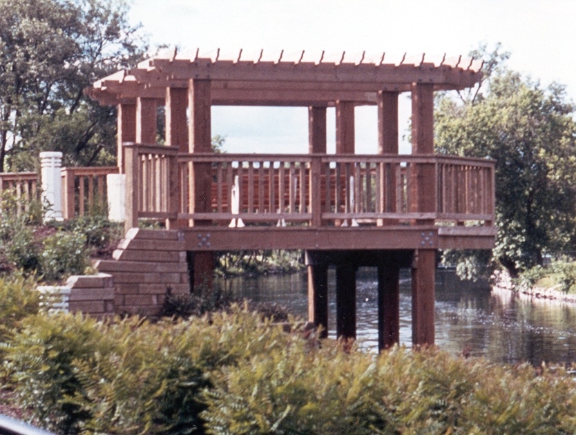 https://0901.nccdn.net/4_2/000/000/06b/a1b/1lindsay--timber-pergola-outlook-.jpg