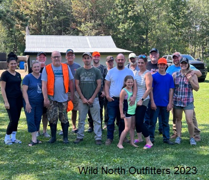 https://0901.nccdn.net/4_2/000/000/06b/a1b/2023-fall-ontario-black-bear-hunt-wild-north-outfitters-group-1.jpg