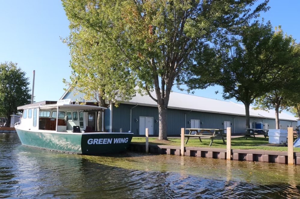https://0901.nccdn.net/4_2/000/000/06b/a1b/fishing-charter_2--big-photo-.jpg