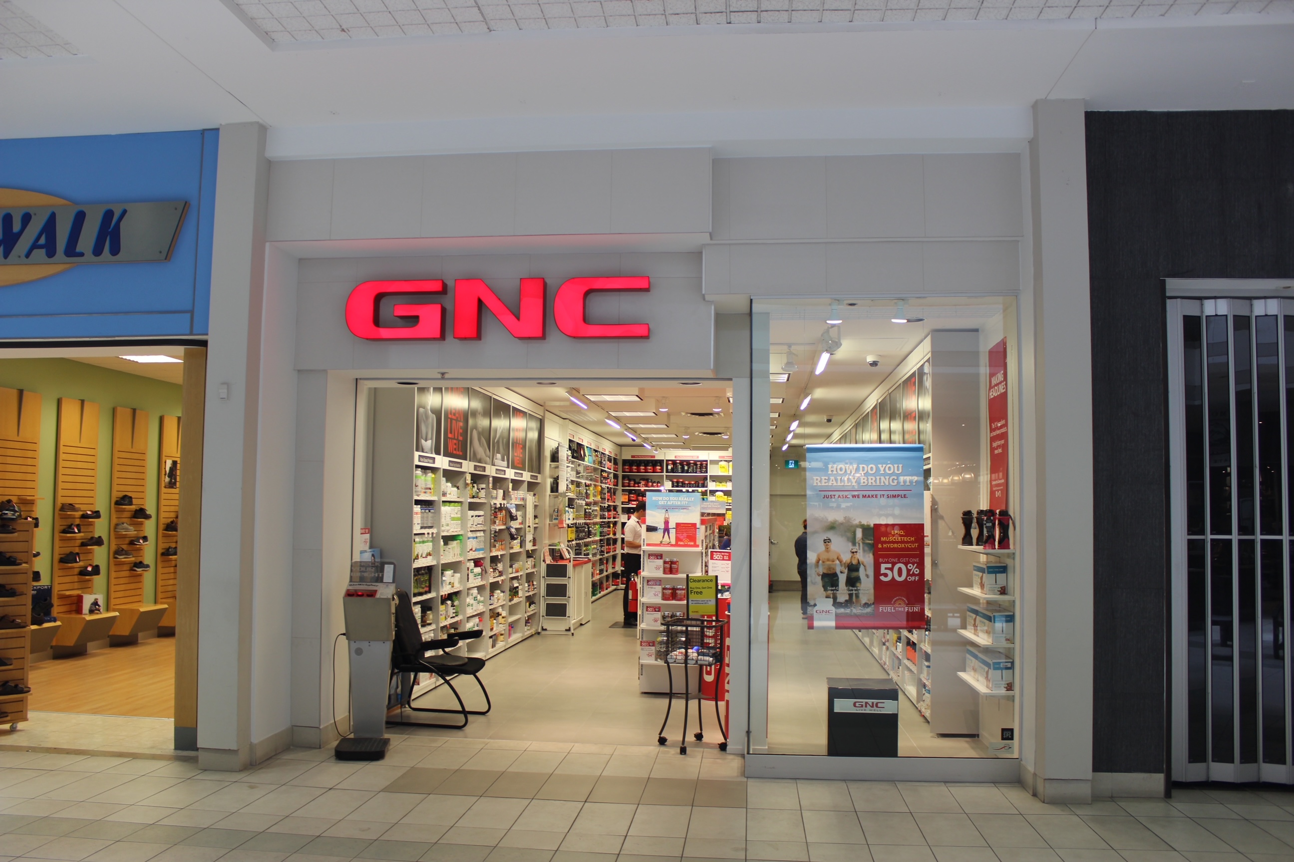 GNC
Burlington Mall