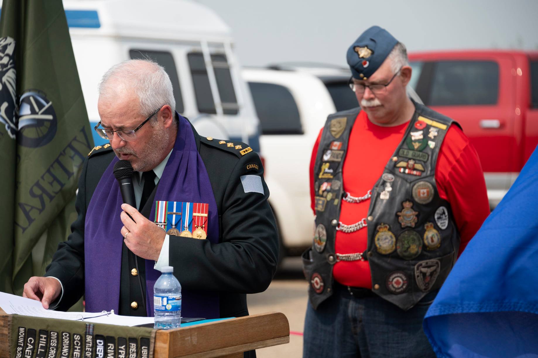 https://0901.nccdn.net/4_2/000/000/06b/a1b/tony-pasolli-and-dan-mclean-at-the-podium.jpg